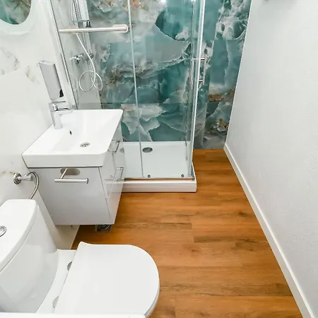 Neli Апартаменти