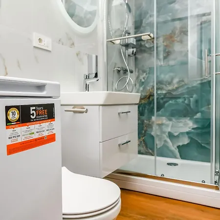 Neli Апартаменти Трогір